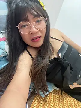 -Lyly_69 - Show zoom 30p