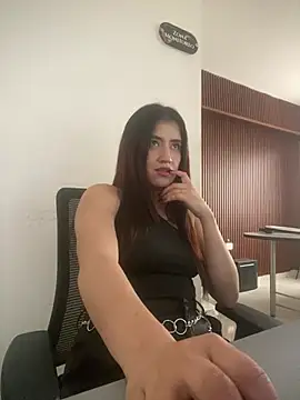 BrunnetAri_ - 🔥SHOWING YOUR BREASTS AT THE OFFICE