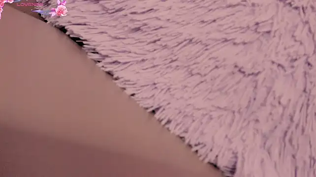 DreaBennet - suck +spit nipples very close