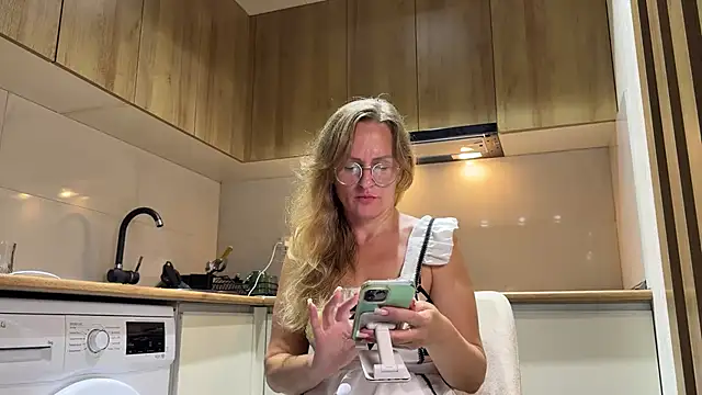 Mommy_nadin - Orgasm squirt L.T.🎁 18 min video squrt