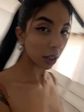 VioletaHills_ - suck sexy and slow my finger