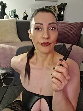AryaSummersReal - POMPINO SALIVOSO- LT GET A BJ VIDEO🎁