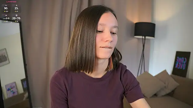 ThereseTonetti - lick lips