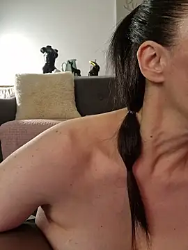 AryaSummersReal - POMPINO SALIVOSO- LT GET A BJ VIDEO🎁