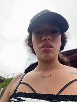 Roxyrougee - Risky Full naked 🔥 Play pussy / L.T 🎁