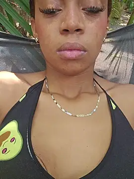 Elisa_Venezia - Domi ON MY CLIT x5min + plug anal 🌸