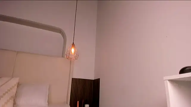 Brenda_nova18 - Get naked while dancing sexy