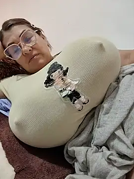 AlexxiaaMat - dance open ass