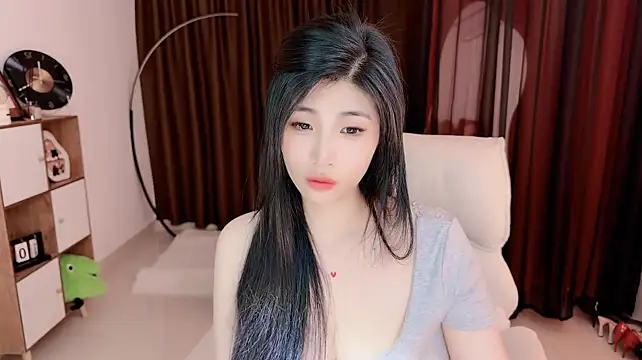 Vaidurya-Yolo - 哥哥們~米婭回家家喝麻麻的大補湯去咯~休息幾天啦~~~🤪