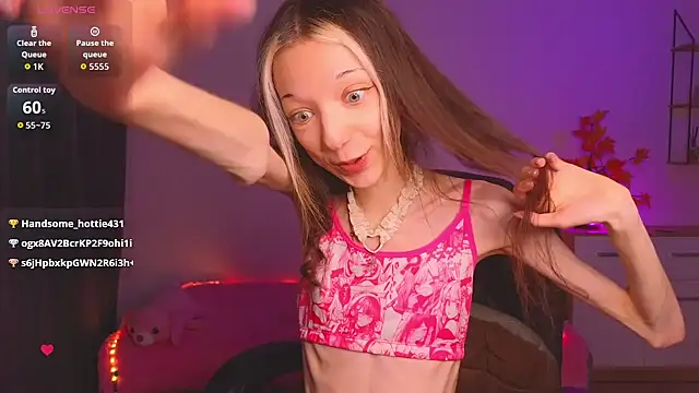 KiraGlam - ✨Hot posing + 2 min of control