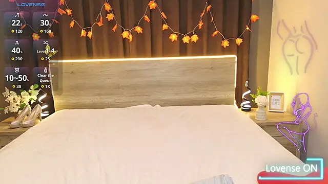 JasmineAsha - Pick up the whip and spank me.