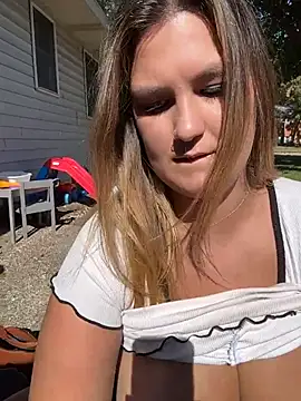 Latinamommy26 - Oil tits