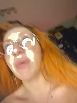DaddysLittleSlutfox - squirt bby