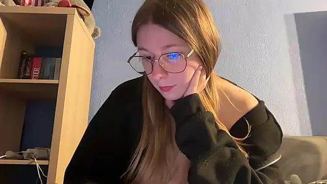 Thepretiestgirlhere - frottage du clitoris