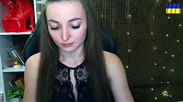 _Barbie_Kiss_ - FLASH TITS