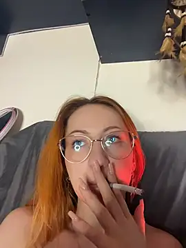 DaddysLittleSlutfox - squirt bby