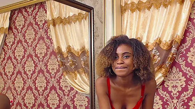 AmaraaEvans - take off my panties🍑🍆