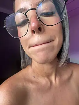 Luvely_unique_ - Fingering pussy💦