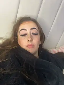 BrunetteBarbieXx_ - Sex vid, bj vid. , telr