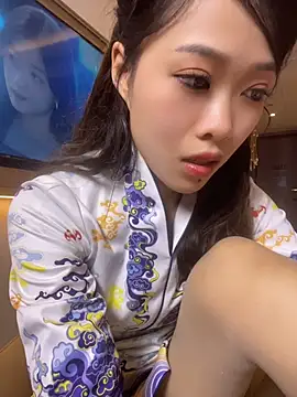Youyou-baby999 - 戶外公園玩刺激完成目標看坐脸小穴