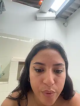 MeggyMae_ - sexy shower + water jet on the pussy