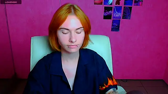 Fiona_Night - toy control 5 min