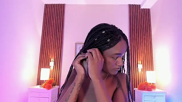 Chloebrunnie - Show Small boobs ♥