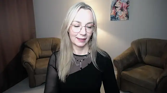 Ava_Elior - Professional neck and back massage