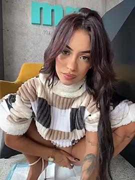 MystiqueXXX - QUEEN HARDER SQUIRT IN PUBLIC 💦☔