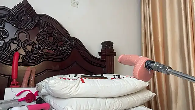 AudreySpanksFuck- - going harder+squirt all over bed