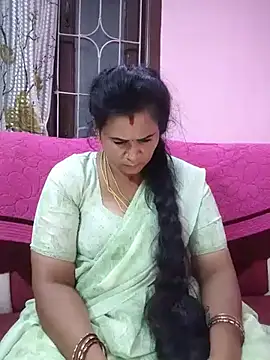 Tamilaruvi