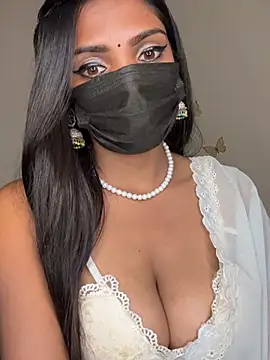 Lovely_Babiee - Ice on nippels