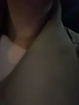 Eva10069 - 🌈户外酒吧街撒尿
