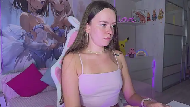 CheekySashaCharm - Dildo ride