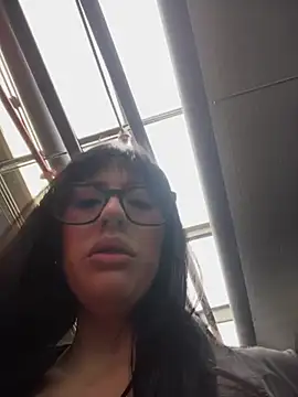 Susi_chimm - Show boobs un ciclyng