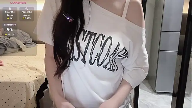 Liz-c - 想被哥哥干爽小粉控制5分钟