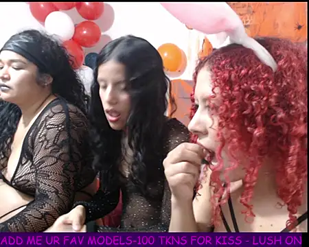 LITTLEJULES - dance naked with oil 3 ladys