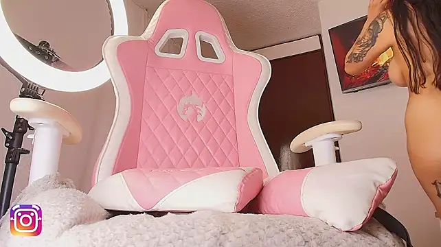 Lily_tay_ - hello lily :heart: