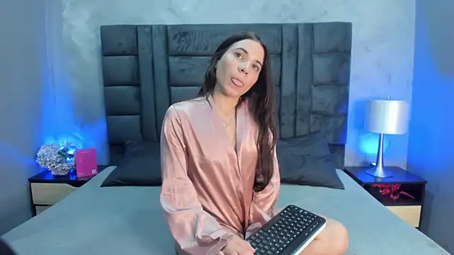 CharlotteSavage - dominate me with your vibes