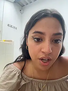 MeggyMae_ - show asshole in doggy