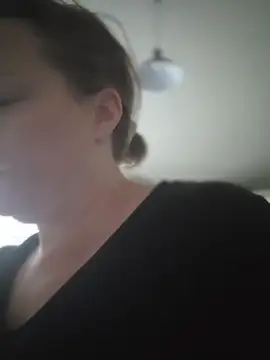 Julimonroe - Clap and spank that phat ass 🍑
