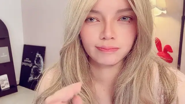 Audience114 - 💕 忽略我的嘴唇 被蜜蜂蛰了