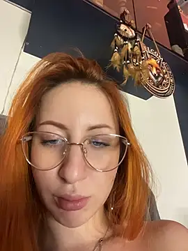 DaddysLittleSlutfox - squirt bby