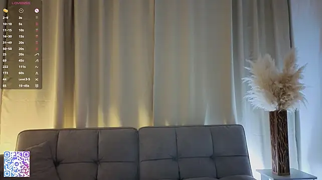 KristanTienken - spank my ass 3 times