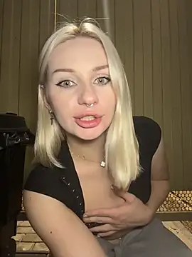 DayaFoxy - 3 FINGERS IN PUSSY +DOUBLE SQUIRT