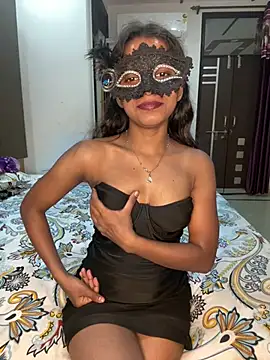 Too_yum_girl