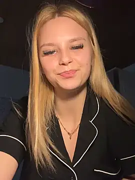 YoungGermanKiki18 - 😈Last Tipper gets my Snap