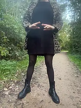 Miss__Nikita - Show lingerie in public