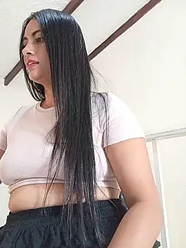 DaniellaGiraldo - full naked for you + masturbation