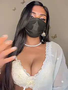 Lovely_Babiee - Ice on nippels